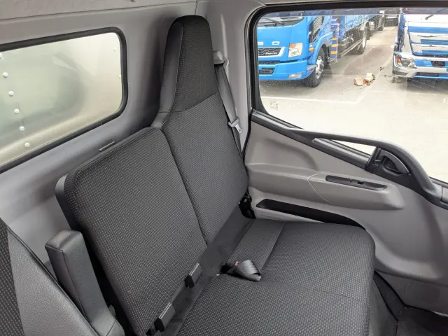 三菱 キャンター 2RG-FEAV0(2WD)の写真27