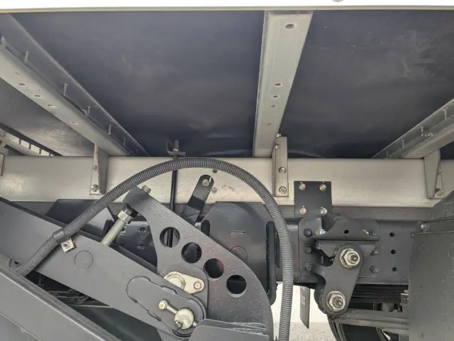 三菱 キャンター 2RG-FEAV0(2WD)の写真34