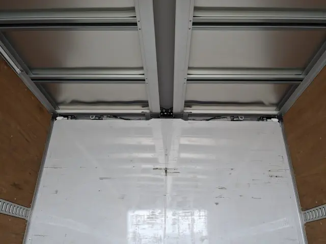 日野 レンジャー 2KG-FD2ABG(2WD)の写真17