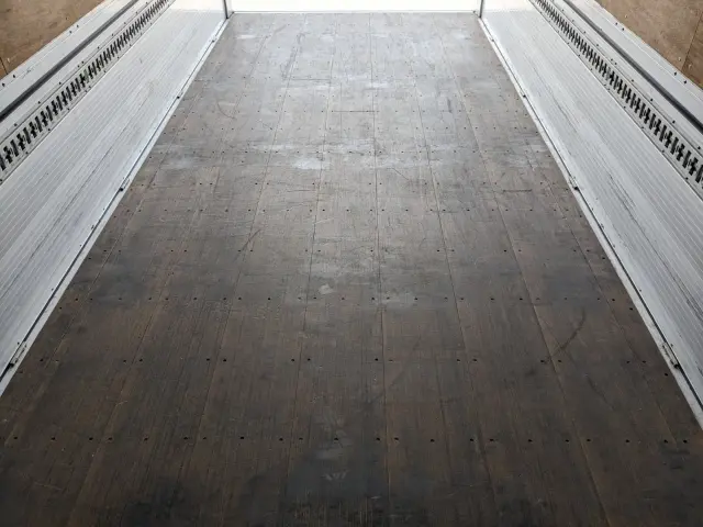 日野 レンジャー 2KG-FD2ABG(2WD)の写真19