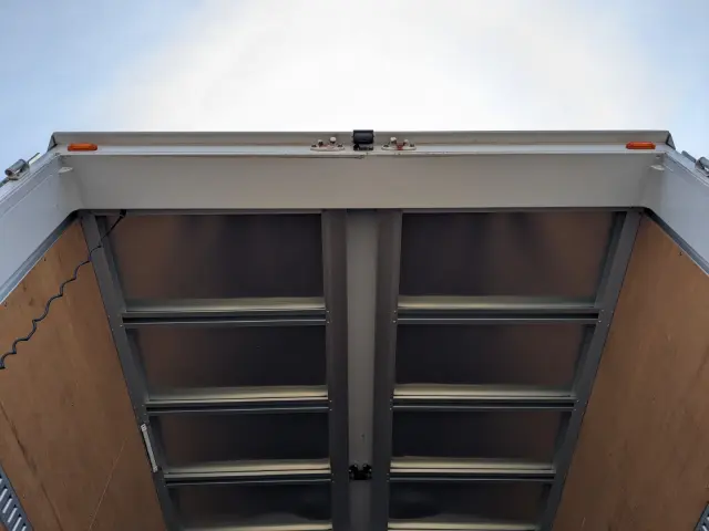 日野 レンジャー 2KG-FD2ABG(2WD)の写真12