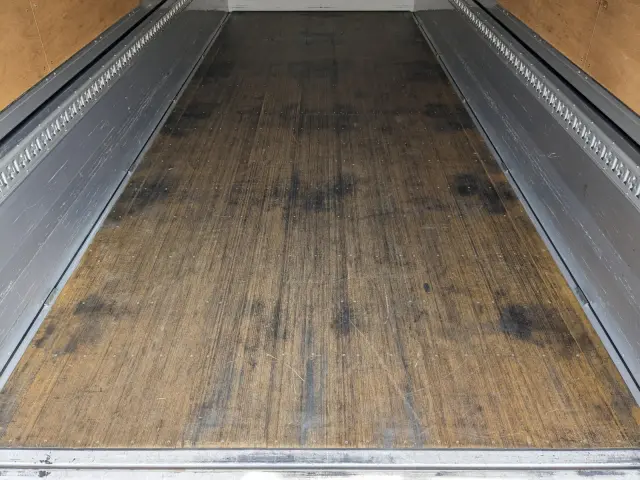 日野 レンジャー 2KG-FD2ABG(2WD)の写真13