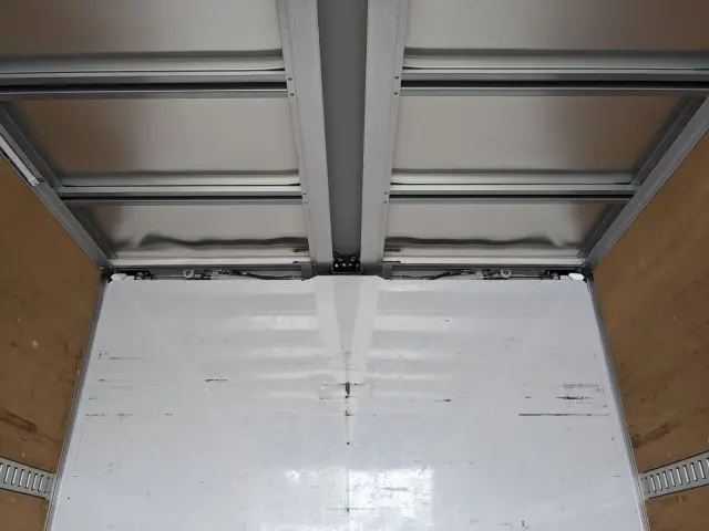 日野 レンジャー 2KG-FD2ABG(2WD)の写真16