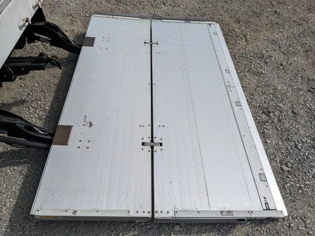 日野 レンジャー 2KG-FD2ABG(2WD)の写真9