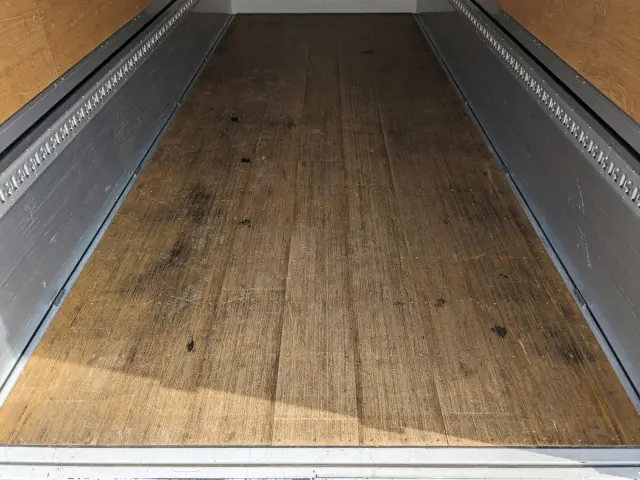 日野 レンジャー 2KG-FD2ABG(2WD)の写真12