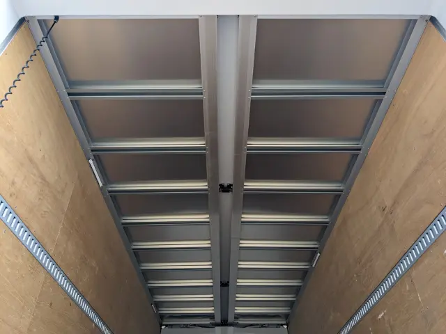 日野 レンジャー 2KG-FD2ABG(2WD)の写真13