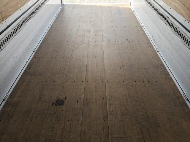 日野 レンジャー 2KG-FD2ABG(2WD)の写真17