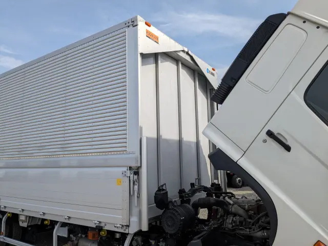 日野 レンジャー 2KG-FD2ABG(2WD)の写真49