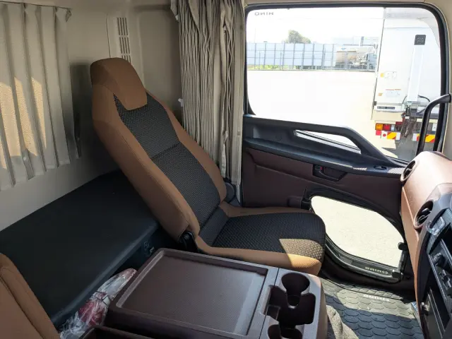 日野 レンジャー 2KG-FD2ABG(2WD)の写真23