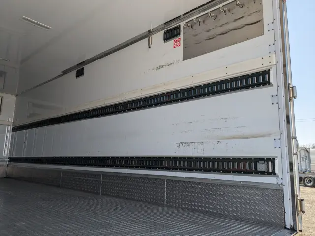 日野 レンジャー 2KG-FD2ABG(2WD)の写真19