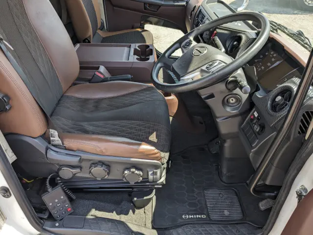 日野 レンジャー 2KG-FD2ABG(2WD)の写真28