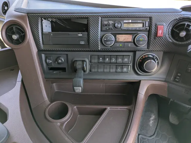 日野 レンジャー 2DG-FW1AHG(8x4)の写真28