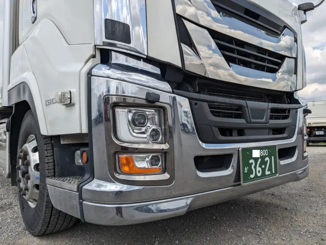いすゞ ギガ 2KG-CYY77C(6x4)の写真26