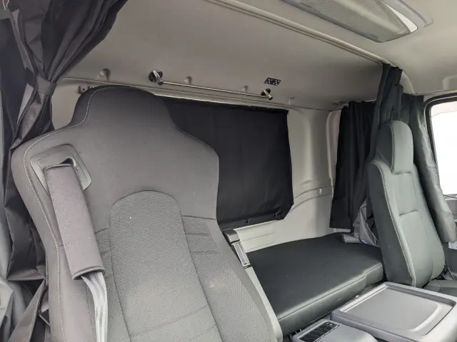 いすゞ ギガ 2KG-CYY77C(6x4)の写真41