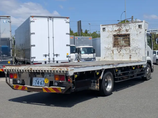 いすゞ フォワード 2RG-FTR90U2(2WD)の写真3