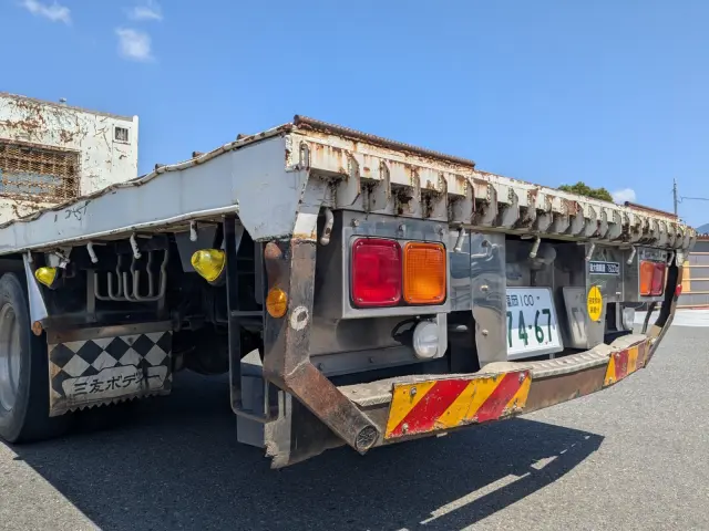 いすゞ フォワード 2RG-FTR90U2(2WD)の写真6