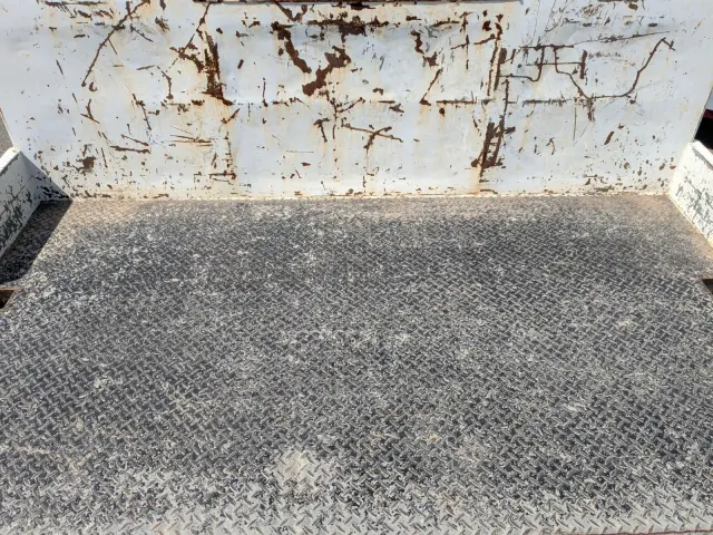 いすゞ フォワード 2RG-FTR90U2(2WD)の写真11