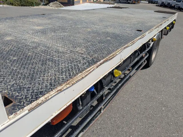 いすゞ フォワード 2RG-FTR90U2(2WD)の写真15