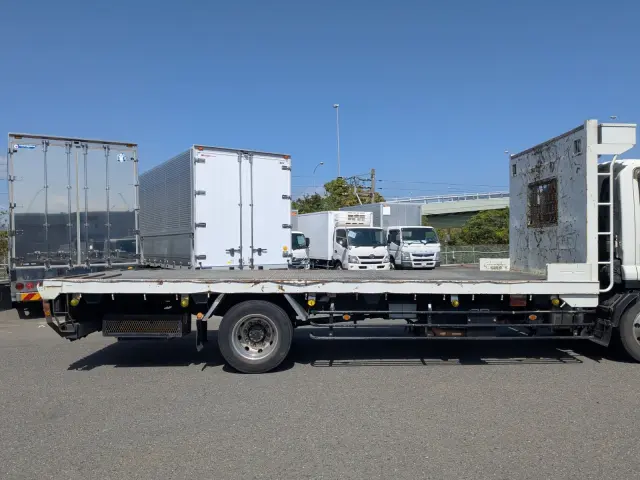 いすゞ フォワード 2RG-FTR90U2(2WD)の写真20