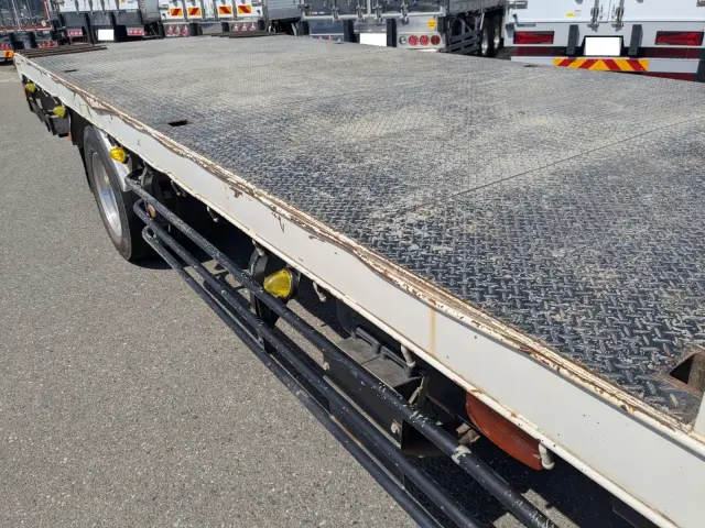 いすゞ フォワード 2RG-FTR90U2(2WD)の写真21