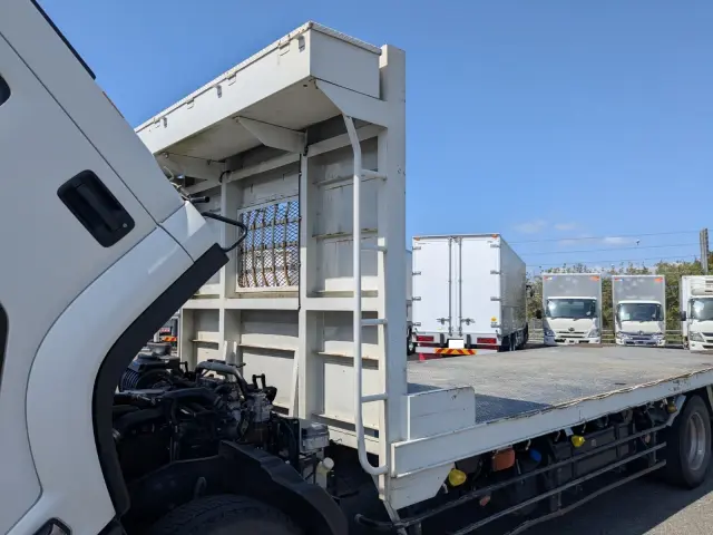いすゞ フォワード 2RG-FTR90U2(2WD)の写真33