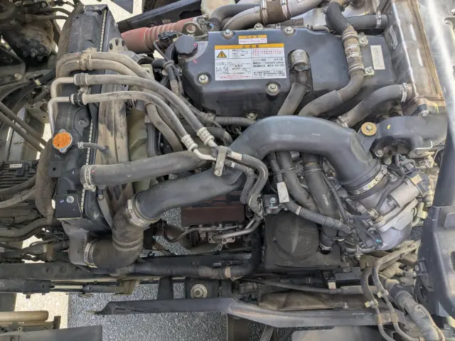 いすゞ フォワード 2RG-FTR90U2(2WD)の写真35