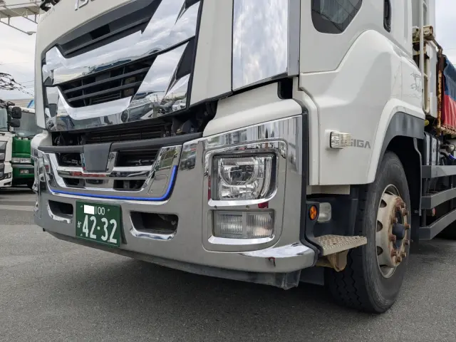 いすゞ ギガ 2PG-CXZ77CT(6x4)の写真25