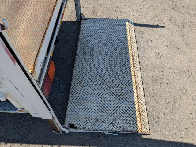 いすゞ フォワード SDG-FRS90S1(4WD)の写真10