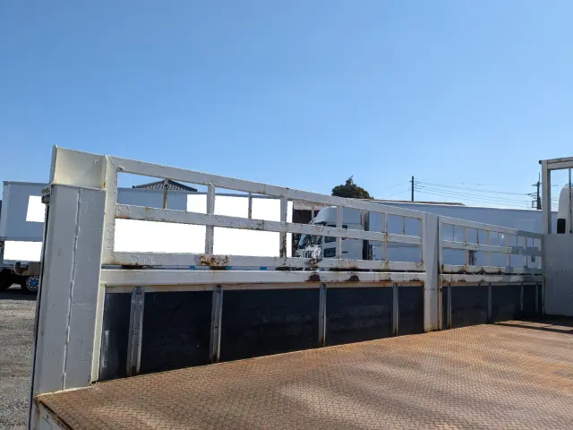 いすゞ フォワード SDG-FRS90S1(4WD)の写真17