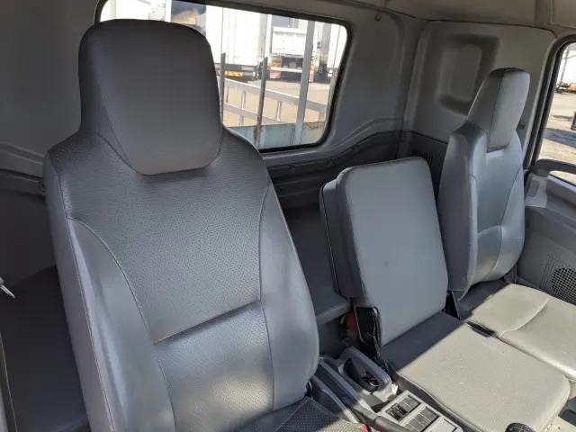 いすゞ フォワード SDG-FRS90S1(4WD)の写真27