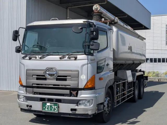 日野 プロフィア QDG-FS1ERBA(6x4)の写真1