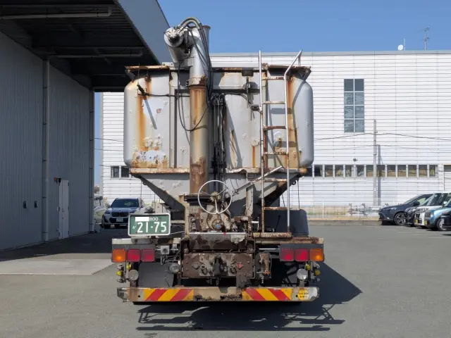 日野 プロフィア QDG-FS1ERBA(6x4)の写真7