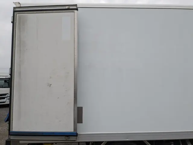 三菱 キャンター TPG-FEB50(2WD)の写真27