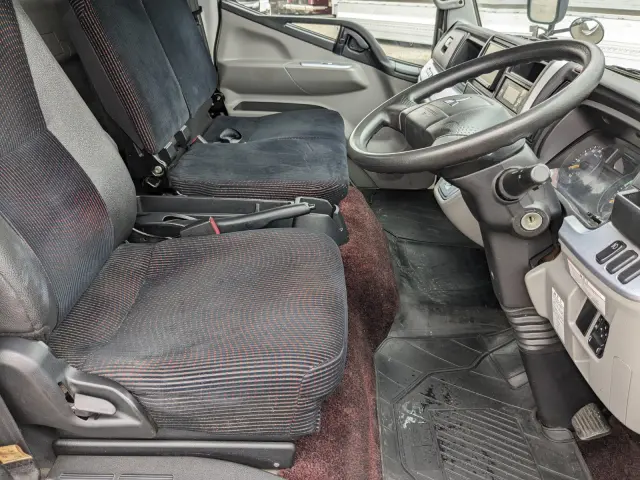 三菱 キャンター TPG-FEB50(2WD)の写真33