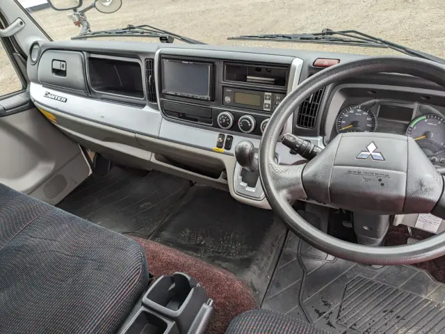 三菱 キャンター TPG-FEB50(2WD)の写真36