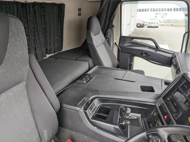 三菱 スーパーグレート 2PG-FS74HZ(8x4)の写真37