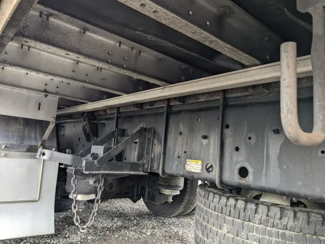 いすゞ ギガ 2PG-CYJ77C(8x4)の写真22