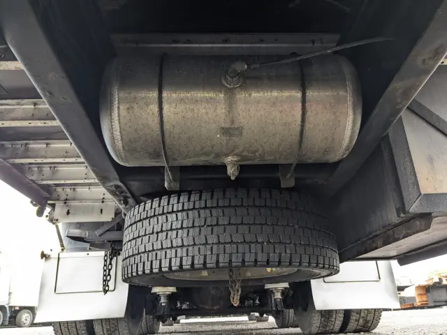 いすゞ ギガ 2PG-CYJ77C(8x4)の写真31