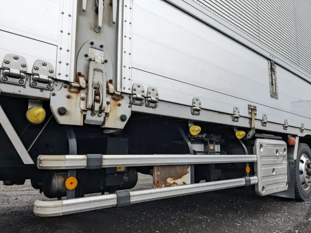 いすゞ ギガ 2PG-CYJ77C(8x4)の写真32