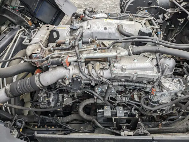 いすゞ ギガ 2PG-CYJ77C(8x4)の写真42