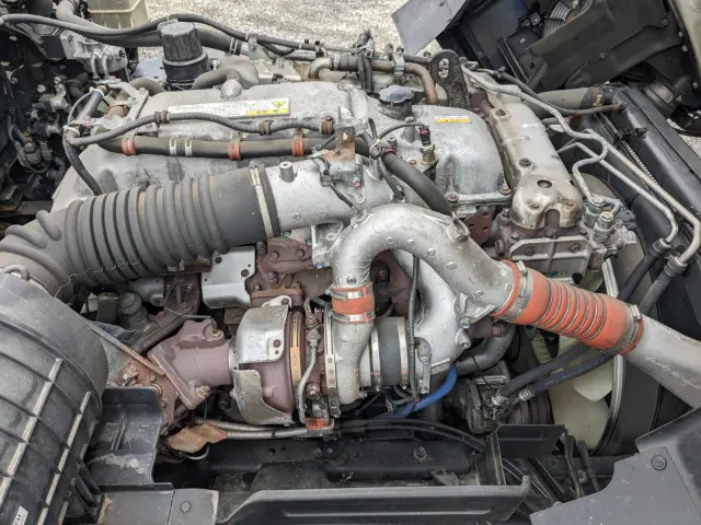 いすゞ ギガ 2PG-CYJ77C(8x4)の写真46