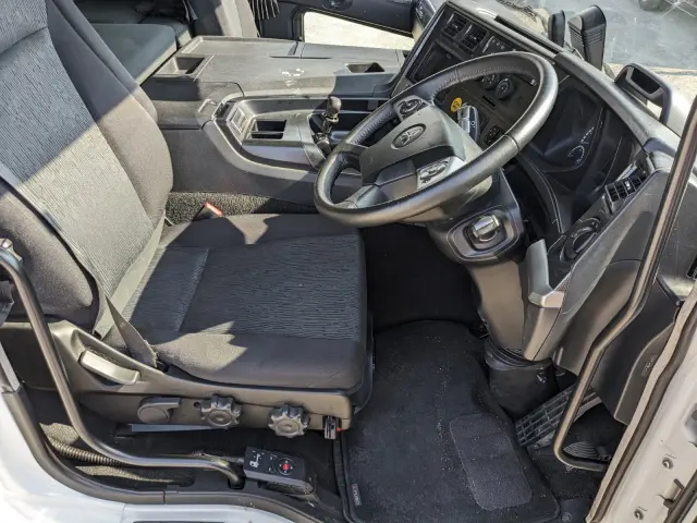 三菱 スーパーグレート 2PG-FS74HZ(8x4)の写真39