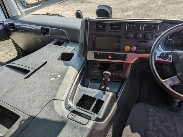 三菱 スーパーグレート 2PG-FS74HZ(8x4)の写真43