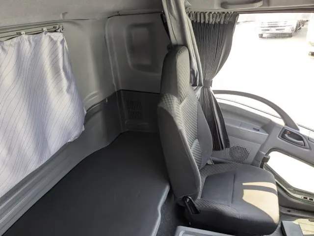 ＵＤ コンドル 2RG-BRR90T2(2WD)の写真34