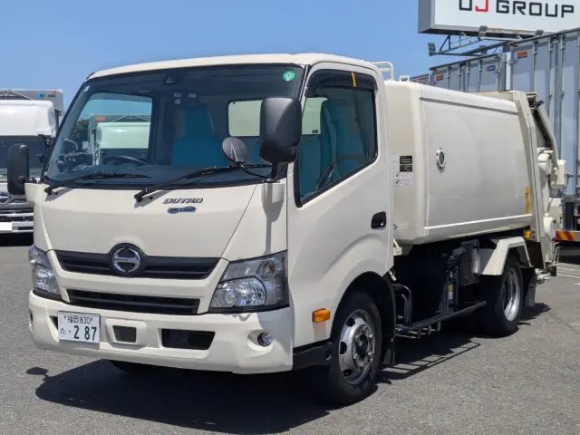 日野 デュトロ TPG-XZU702M(2WD)の写真1