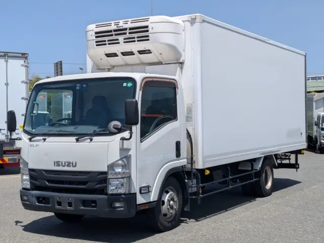 いすゞ エルフ TPG-NPR85AN(2WD)の写真1