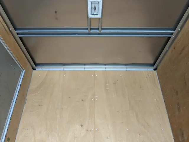 三菱 キャンター TPG-FBA20(2WD)の写真17