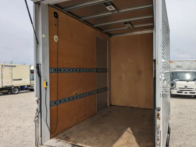 三菱 キャンター TPG-FBA20(2WD)の写真20