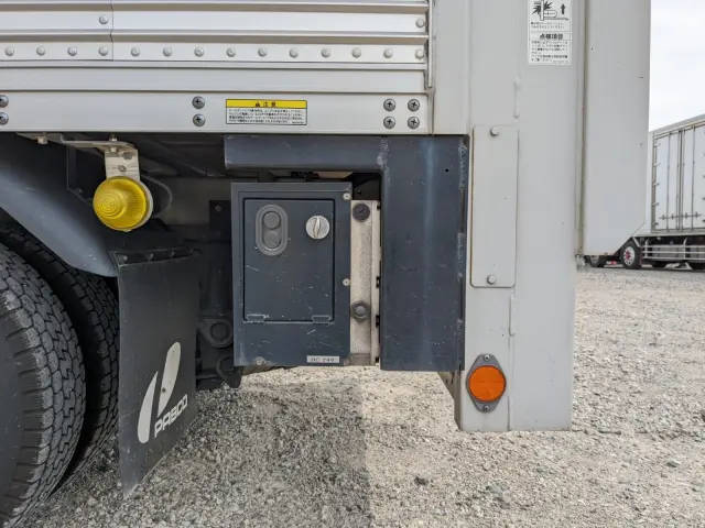 三菱 キャンター TPG-FBA20(2WD)の写真22