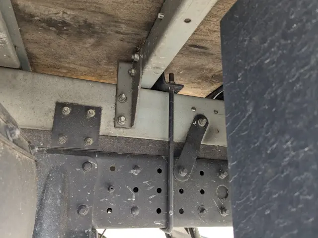 三菱 キャンター TPG-FBA20(2WD)の写真23